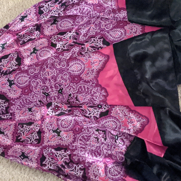 Melrose halter dress, size 8, black top, purple, pink and black silk bottom - Picture 3 of 3